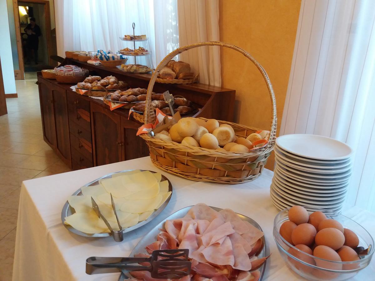 Hotel Del Negro Sùtrio Zewnętrze zdjęcie