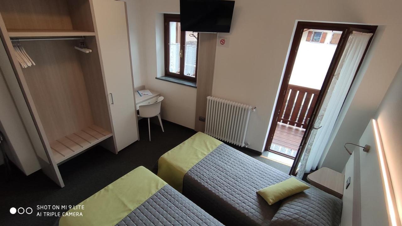 Hotel Del Negro Sùtrio Zewnętrze zdjęcie